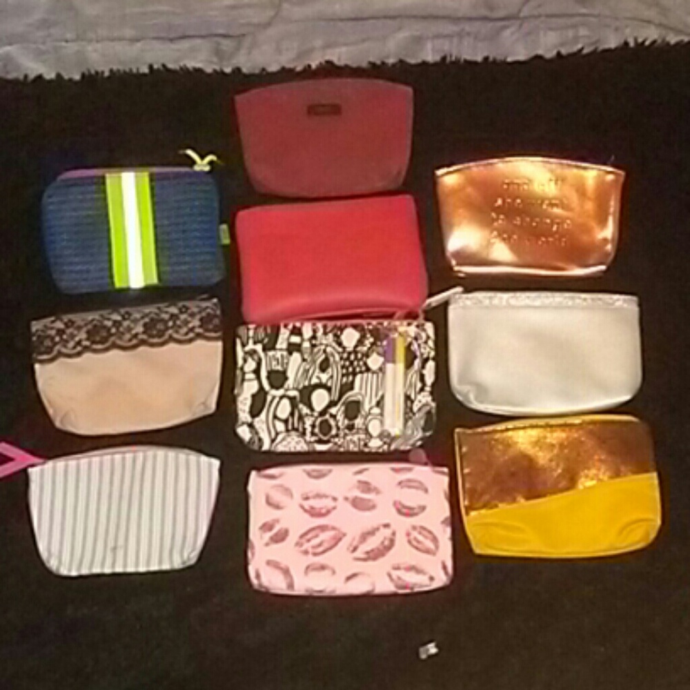 10 ipsy bags! Perfect condition